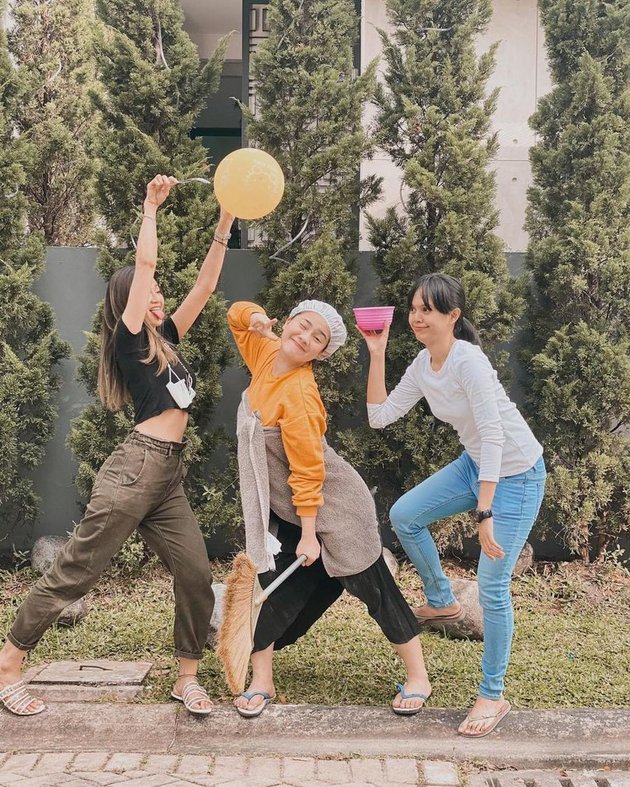 10 Potret bridal shower Felicya Angelista bareng gengnya, kocak