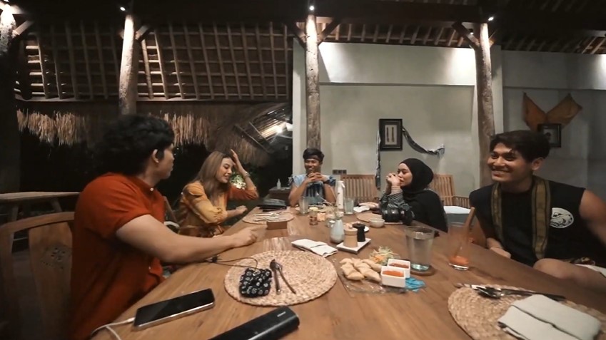 11 Momen liburan Atta Halilintar & Aurel Hermansyah ke Sumba