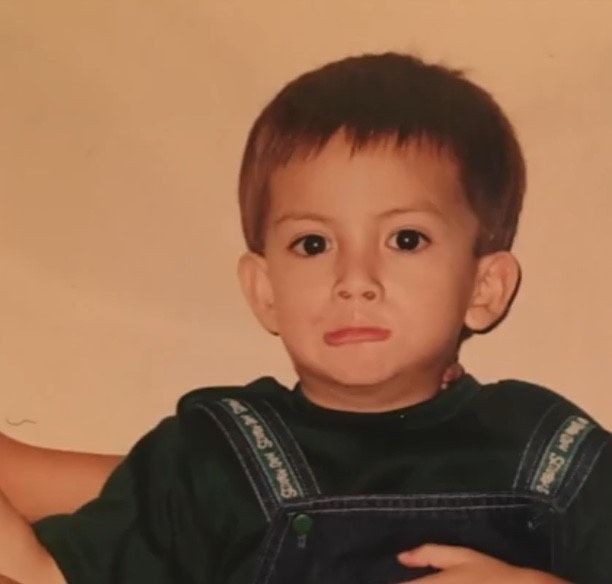 Potret masa kecil 10 pesinetron ganteng, paras imutnya curi perhatian