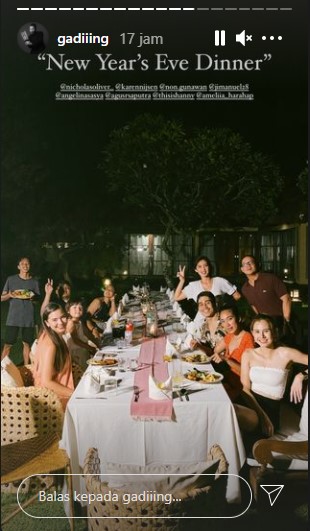 Momen 7 seleb liburan awal tahun bareng pacar, romantis abis