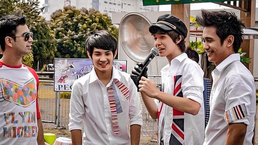 8 Potret transformasi band The Junas, Stefan William curi perhatian