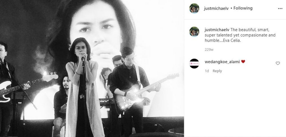 10 Potret kedekatan Eva Celia dan ayah tirinya Michael Villareal