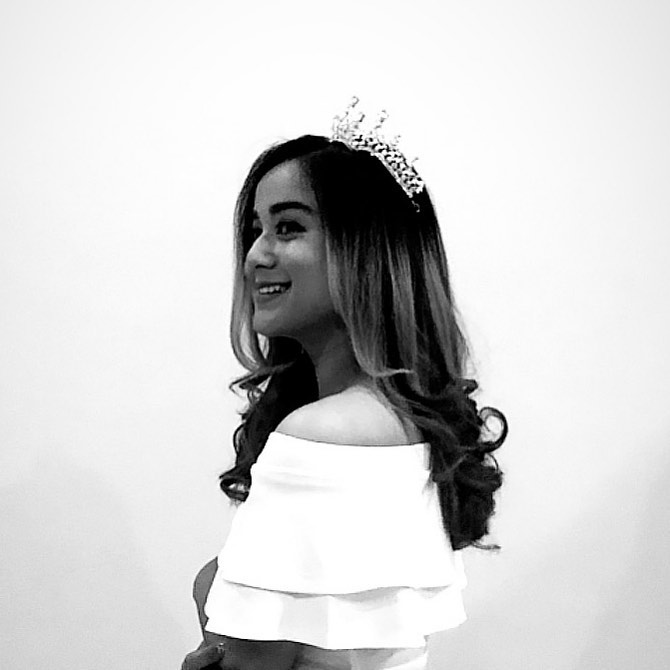 10 Potret terbaru Juwita Bahar, sempat alami koma & sudah menikah