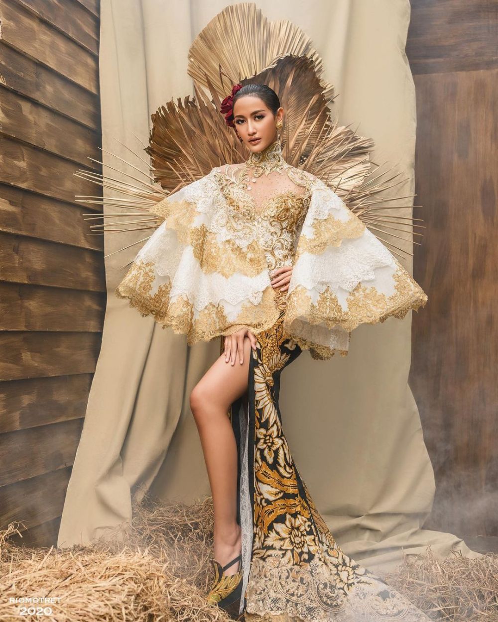Pemotretan 10 Puteri Indonesia beragam tema, pakai kain tradisional
