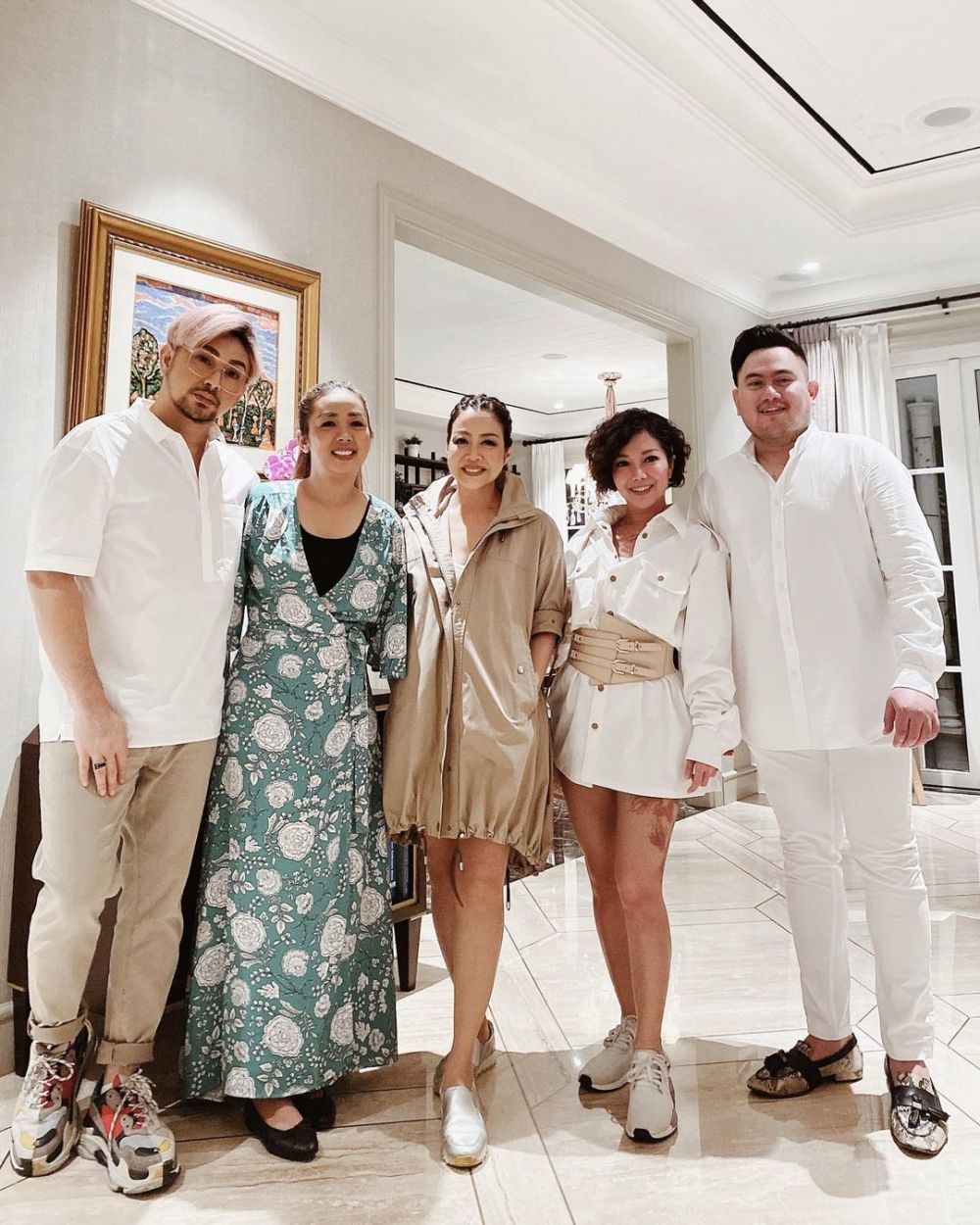 10 Potret persahabatan Nassar dan Caren Delano, bak kakak beradik