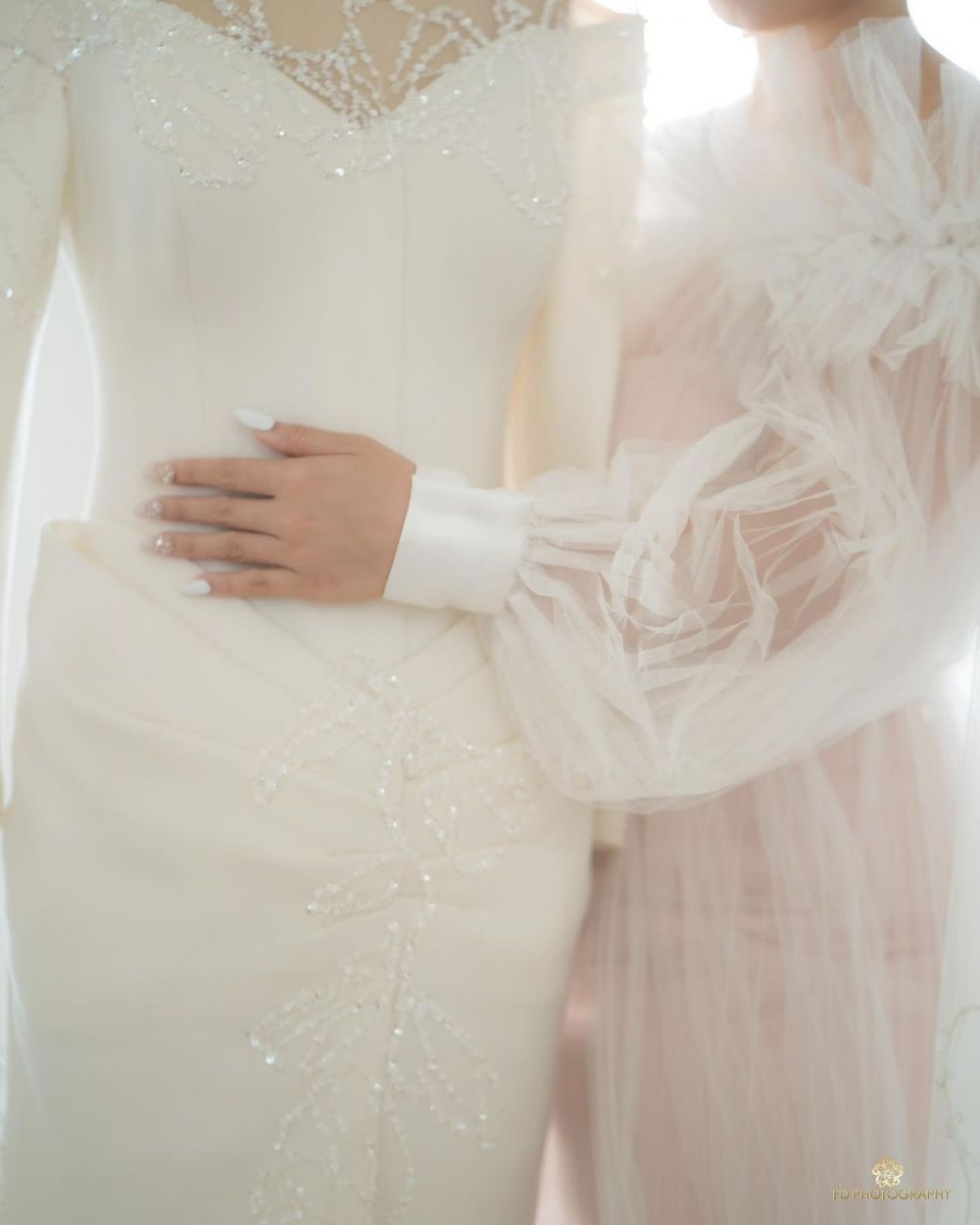6 Potret gaun nikah Felicya Angelista, rancangan desainer kondang