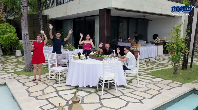 8 Momen dinner Maia Estianty di Bali, undang keluarga Alyssa Daguise
