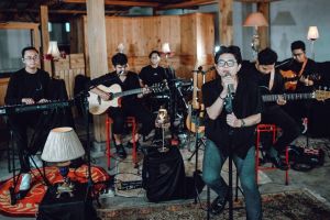 Video klip terbaru Juicy Luicy yang bikin baper, kisah cinta satu arah