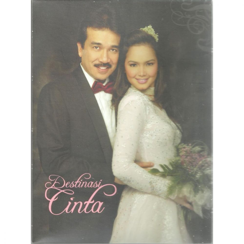 11 Potret masa muda Siti Nurhaliza, bukti cantiknya tak luntur