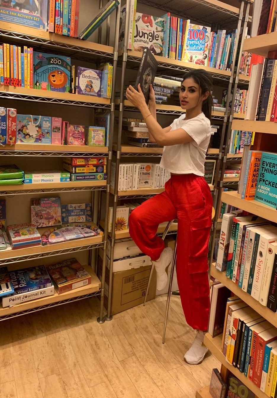 10 Potret rumah Mouni Roy 'Shivanya Naagin', dekorasinya disorot