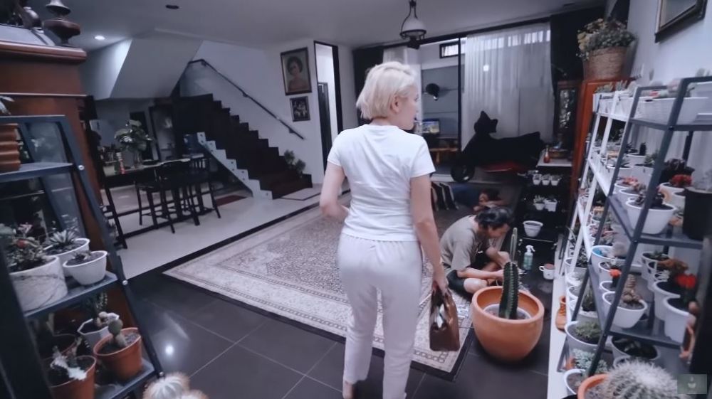 11 Potret terbaru rumah Soimah usai dipenuhi tanaman, bikin melongo