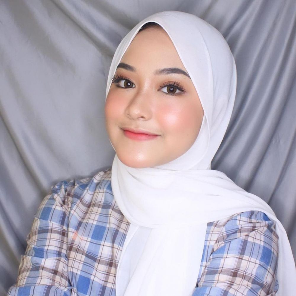 Disebut mirip Salshabilla Adriani, ini 8 pesona Sahara Zahranie