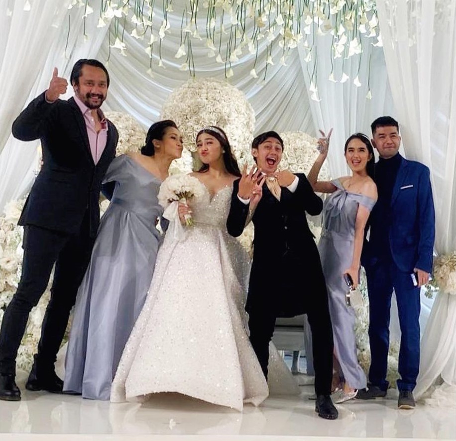 10 Potret Mieke Amalia & Felicya Angelista di luar syuting, kompak