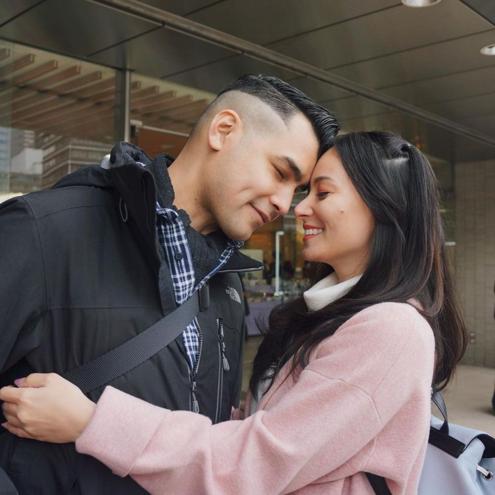 Cerita perjuangan 7 pasangan seleb saat meminta restu menikah