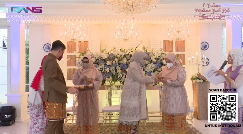 12 Momen syukuran tujuh bulanan Zaskia Sungkar, usung adat Betawi