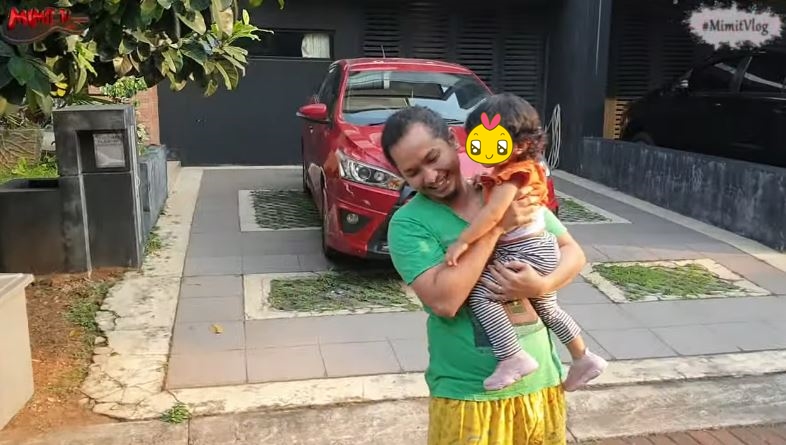 10 Potret rumah Mita The Virgin, desain tempat tidurnya curi perhatian