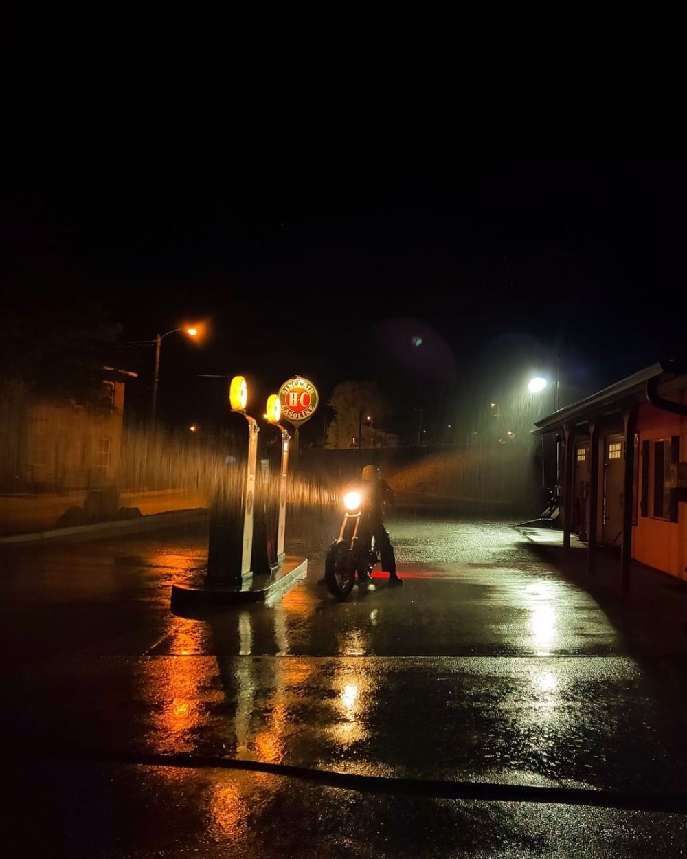 Suka hunting foto cityscape malam hari? 7 tips ini bikin karyamu apik