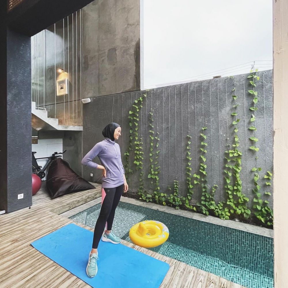 Potret kolam renang mini Ayudia Bing Slamet di Bali, Instagramable