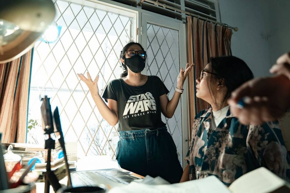 10 Potret Dian Sastrowardoyo jadi sutradara, pengalaman pertama