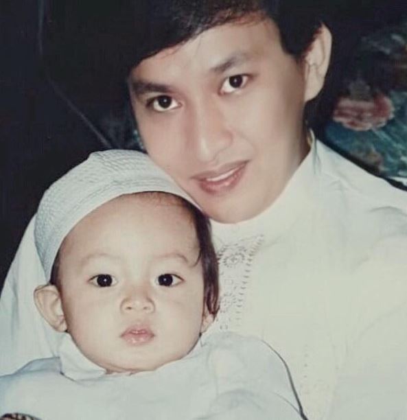 10 Transformasi Yovie Widianto, awet muda di usia 53 tahun