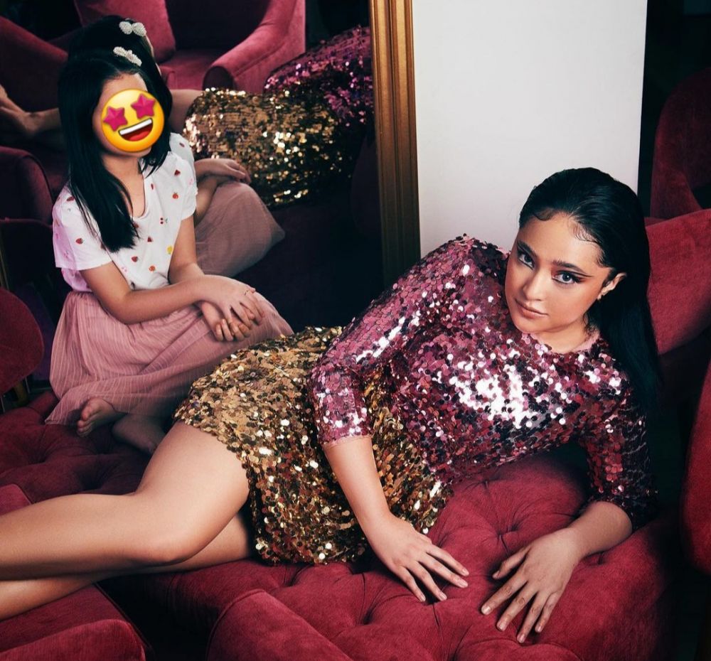 8 Gaya pemotretan terbaru Marshanda beragam tema, glamor abis