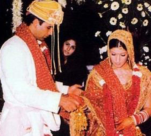 Potret lawas 11 pasangan seleb Bollywood saat menikah, curi perhatian