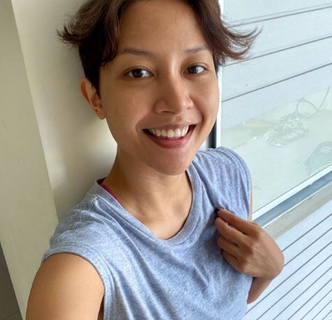 Biasa glamor, ini potret natural 8 host infotainment di keseharian