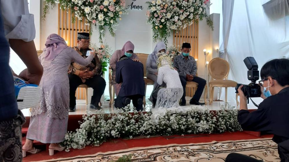 10 Momen Uta adik Billy Syahputra menikah, penuh kebahagiaan