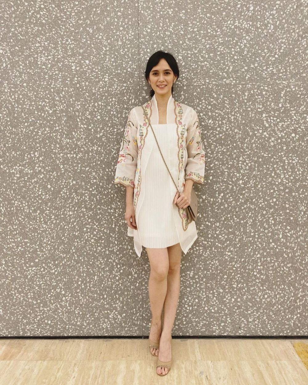 Jarang muncul di TV, ini 10 pesona Renata Kusmanto di usia 38 tahun