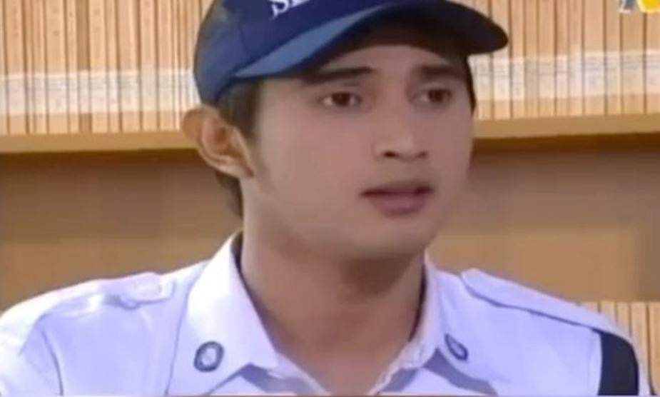 10 Potret Ali Syakieb saat awal karier, gaya rambutnya curi perhatian