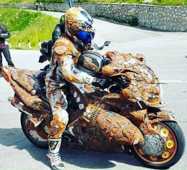 10 Modifikasi motor 'single rider' ini cocok banget buat jomblo