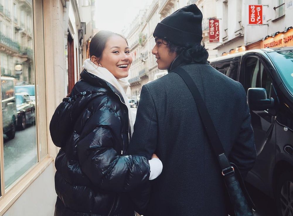 5 tahun pacaran, 10 potret Al Ghazali & Alyssa Daguise ini bak prewed