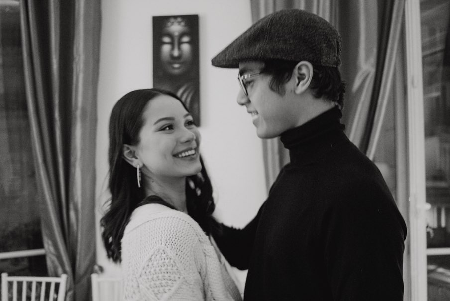 5 tahun pacaran, 10 potret Al Ghazali & Alyssa Daguise ini bak prewed