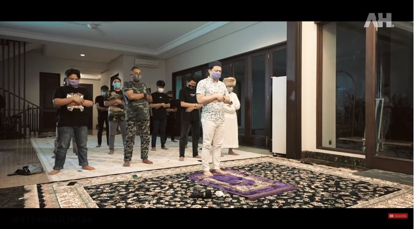 12 Momen syukuran rumah baru Atta Halilintar, penampilan Aurel disorot