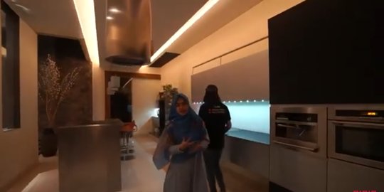 Penampakan dapur mewah 5 seleb ini fasilitasnya canggih