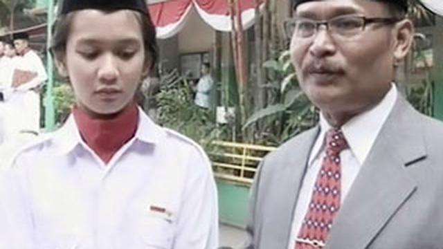 Potret lawas 9 seleb saat jadi paskibraka, gayanya manglingi