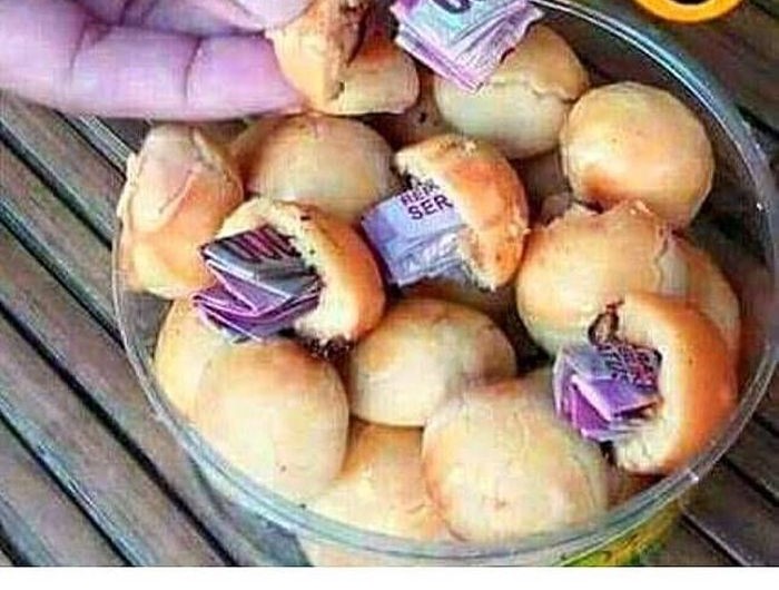 10 Isian roti ini bikin mikir dua kali saat gigitan pertama