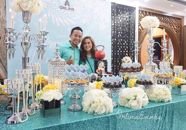 Momen 6 seleb gelar syukuran rumah baru, penuh kebahagiaan