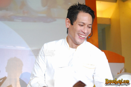 10 Transformasi rambut Chef Juna, pernah tampil mohawk