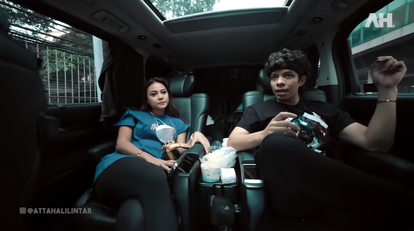 8 Momen Atta dan Aurel belanja perabotan, naksir sofa Rp 400 juta