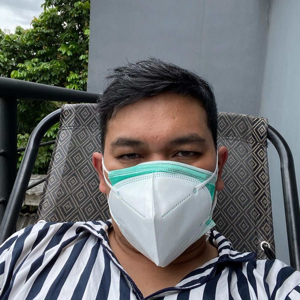 Indra Bekti umumkan positif Covid-19, banjir dukungan rekan selebriti