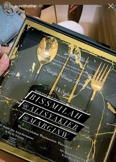 Undangan nikah tersebar, nama ayah Margin Wieheerm jadi sorotan