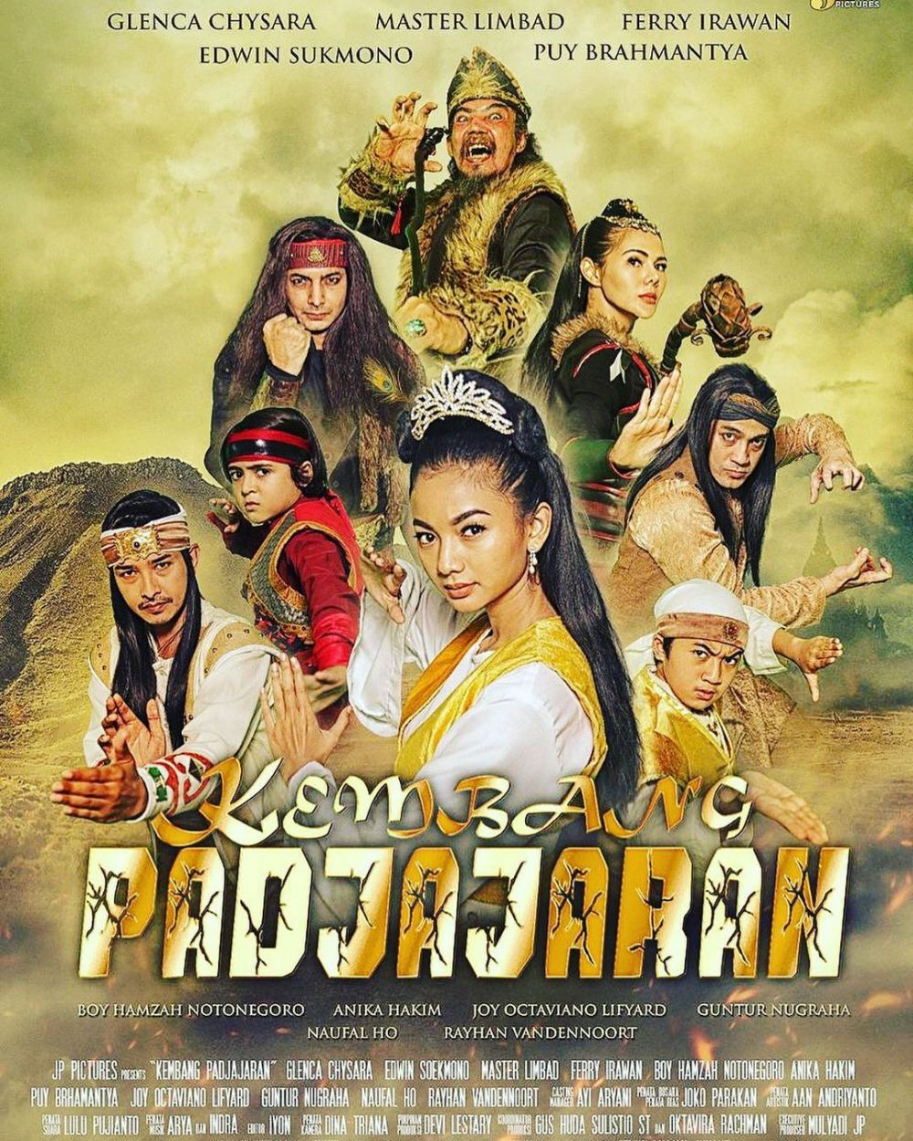 7 Potret lawas Glenca Chysara saat main drama kolosal, kostumnya unik