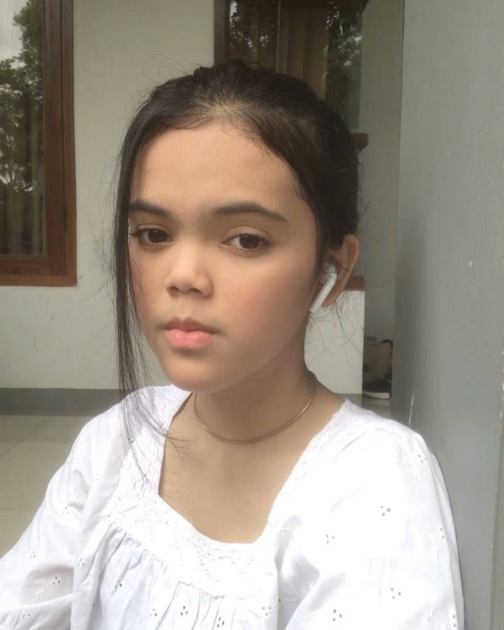 Potret 8 kontestan Indonesian Idol saat tanpa makeup, cantik natural