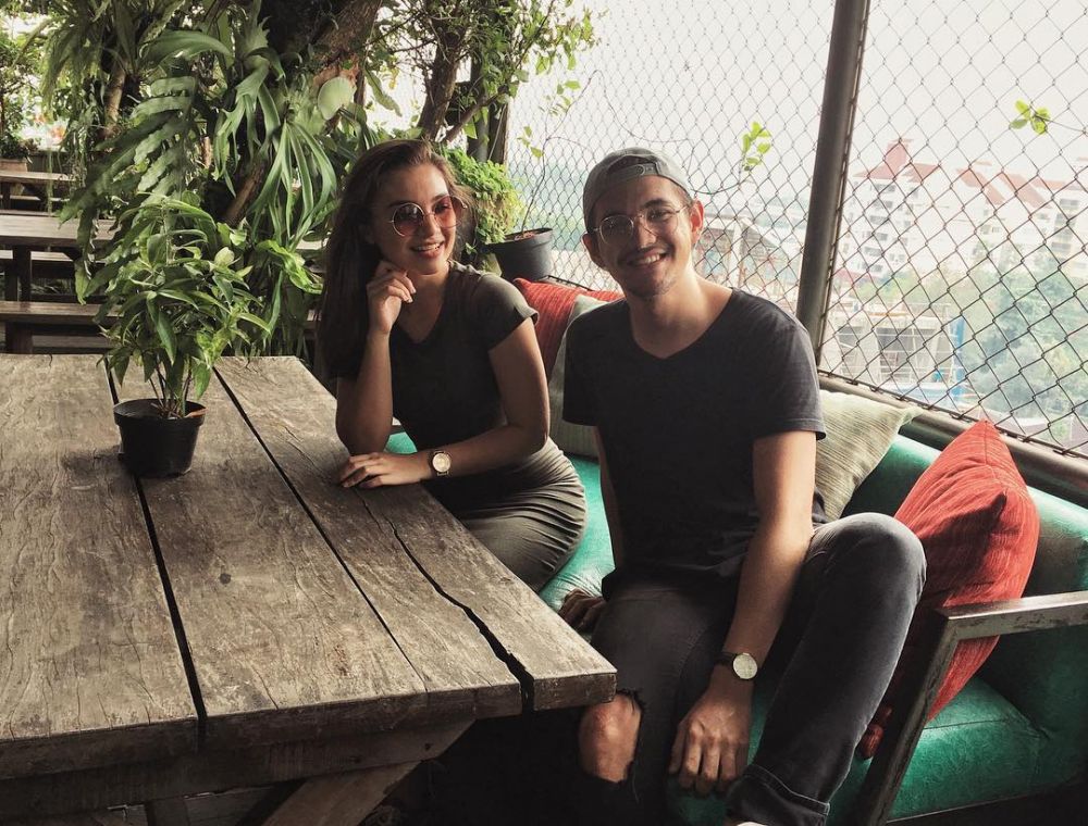 8 Potret kenangan Angela Gilsha & mendiang sang adik Marco Panari