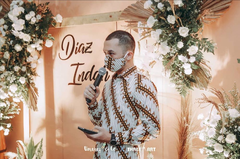 10 Momen pertunangan Indah Indriana dan Diaz Adritya Putra