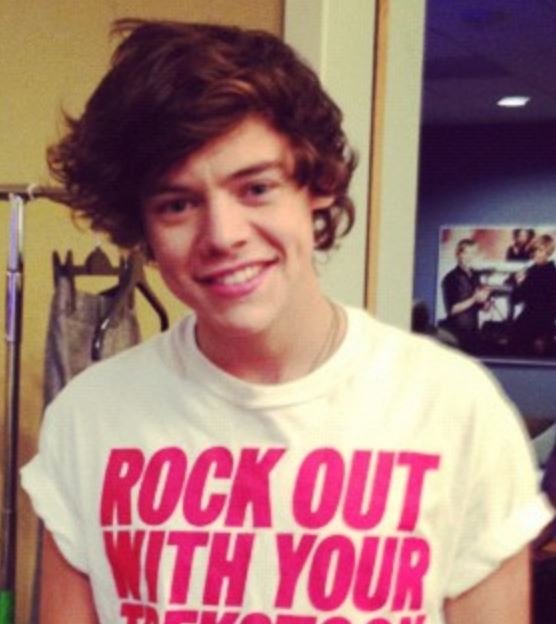 Genap usia 27 tahun, ini 10 potret transformasi Harry Styles