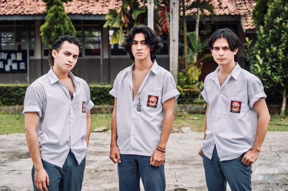 10 Gaya Abidzar di film Balada Si Roy, rambutnya bikin salfok