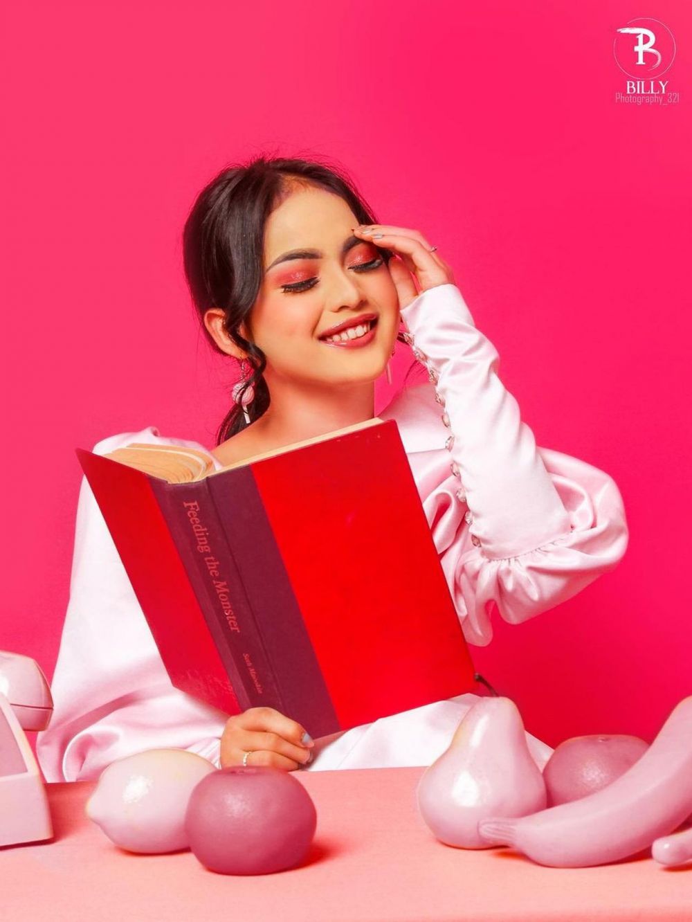  7 Potret Putri DA dengan makeup tebal, makin memesona dan manglingi