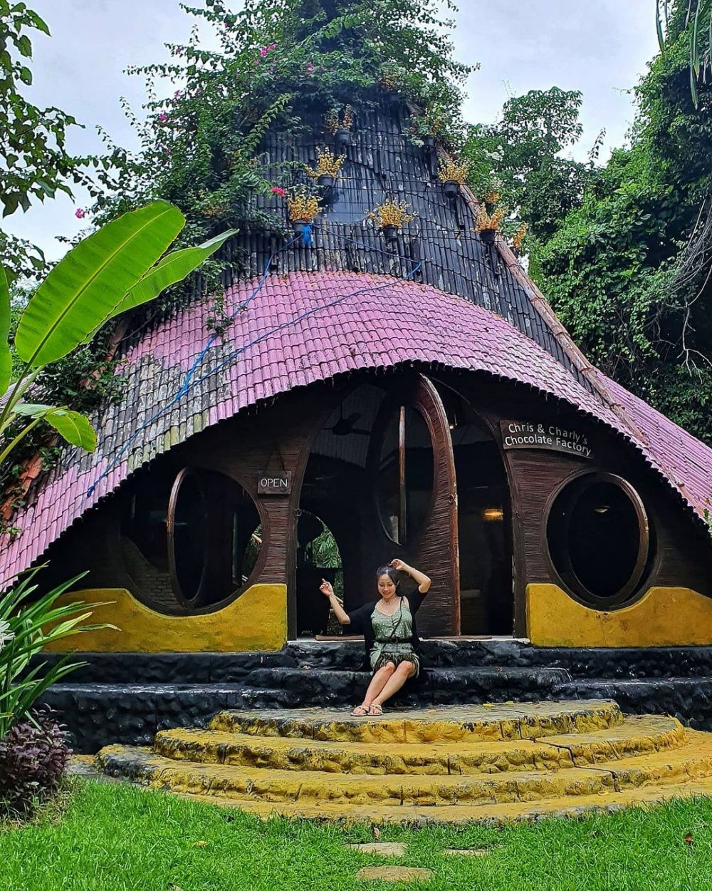 8 Momen honeymoon Chef Marinka dan suami di Bali hingga Sumba